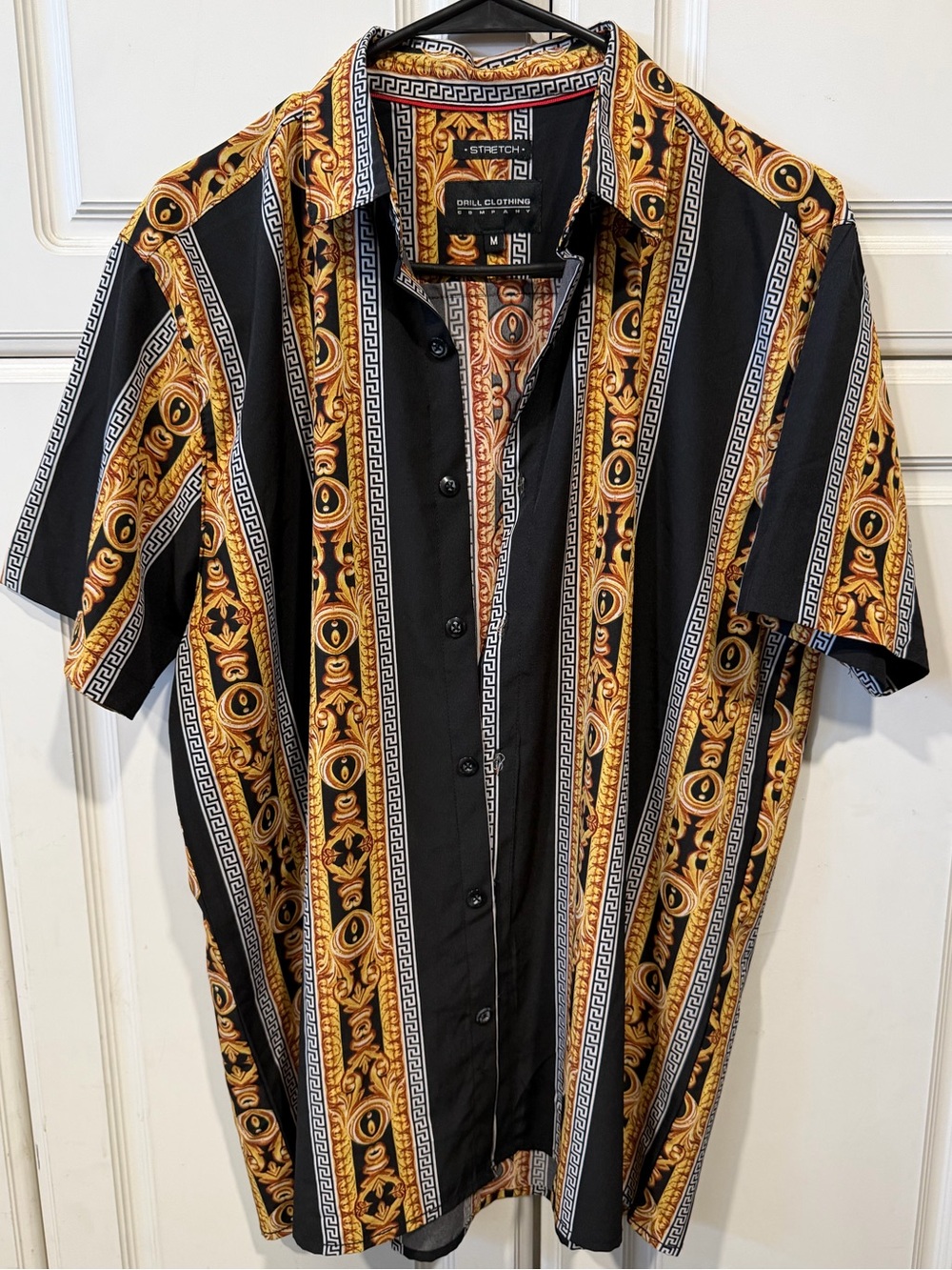 SHEIN• Men’s Patterned Short-Sleeve